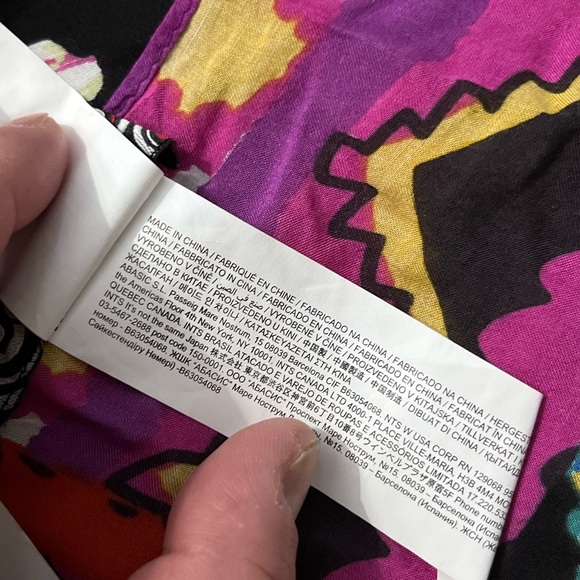 NWT - Desigual Women’s Pineapple Day Viscose Square Scarf - Size 48” x 48” - Picture 9 of 9